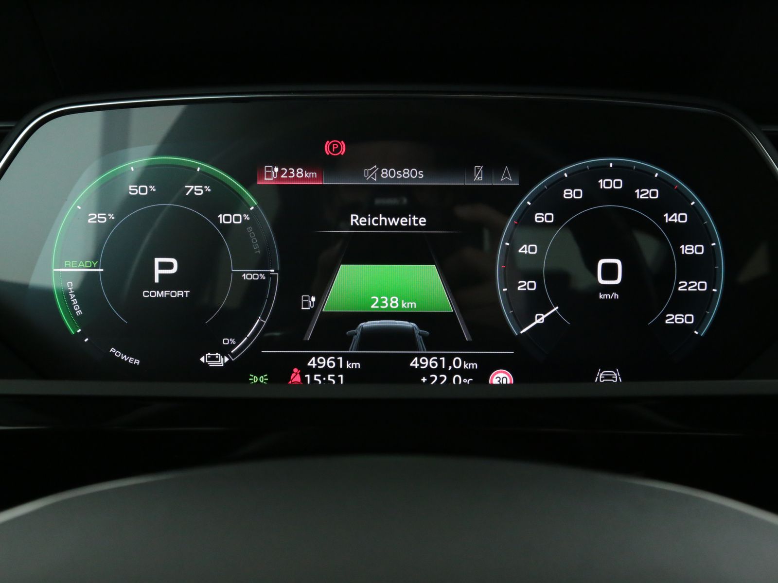 Audi Q8 e-tron - Bild 12