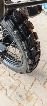 Royal Enfield Himalayan  - Enduro Motorräder bis 3.000 Euro