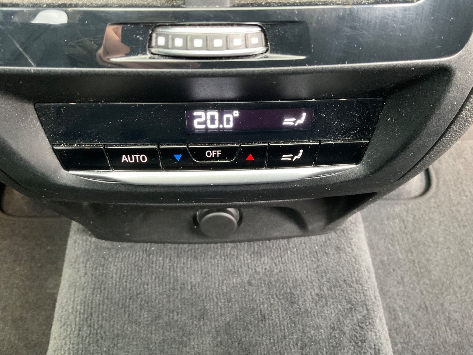 Fahrzeugabbildung BMW X3 xDrive20d AT,AHK,Kamera,HeadUpDisplay