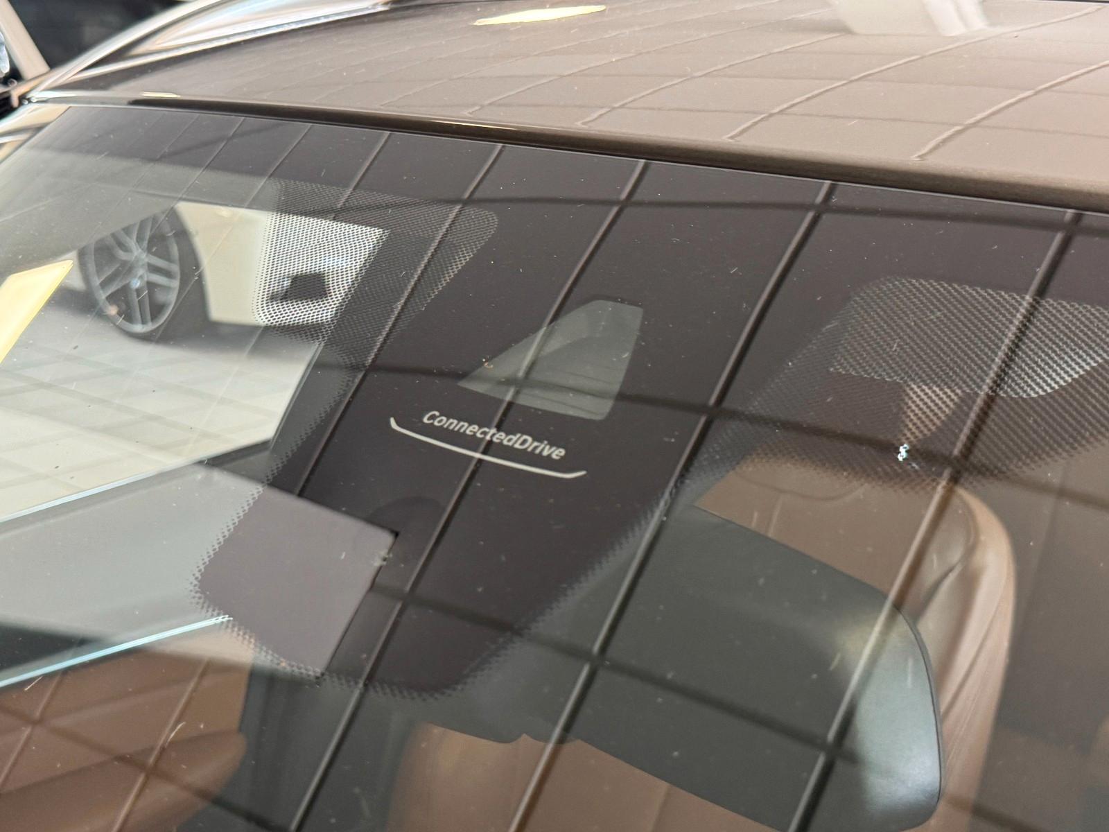 BMW 330d Touring Luxury Line/Pano/Harman/Led/360
