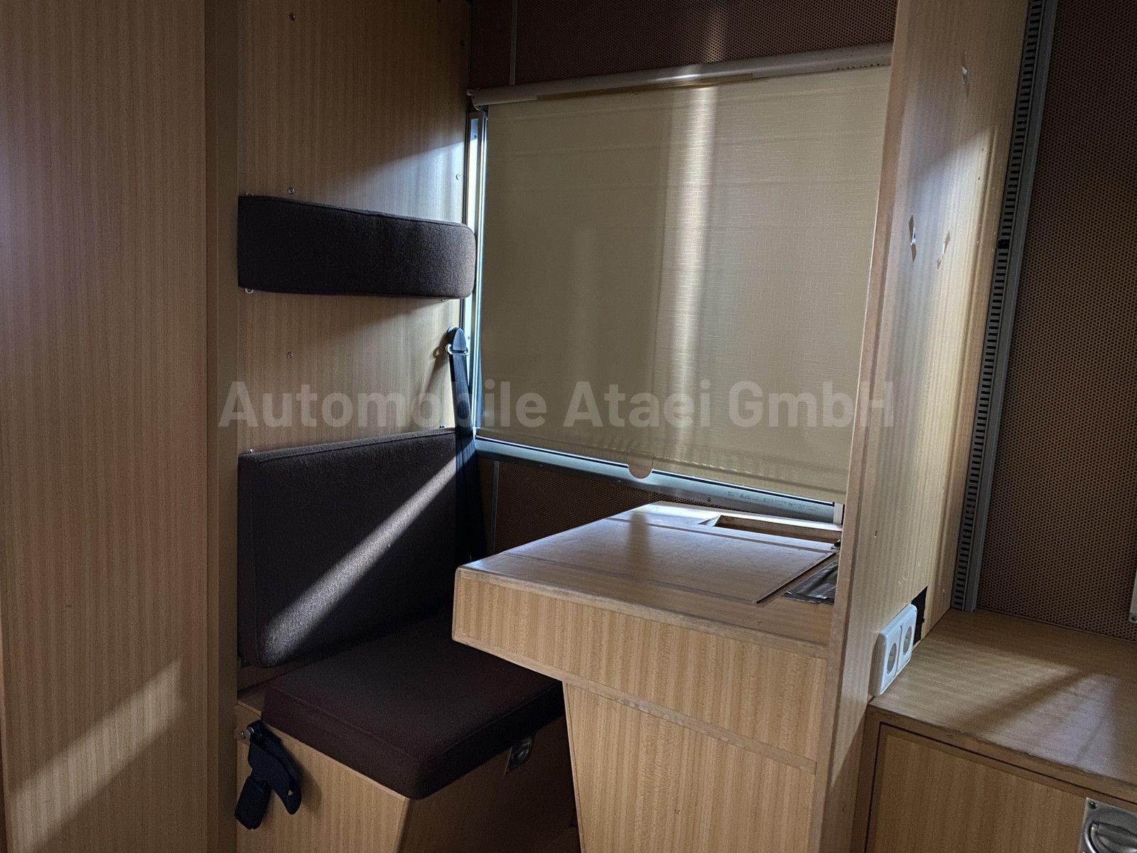 Fahrzeugabbildung Mercedes-Benz T2 711D *Behörde/ Camper* ORIGINAL 34.050 KM