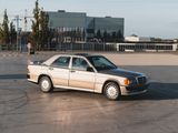 Mercedes-Benz 190 2.3-16V ohne Kat, Karo Sitze - Mercedes-Benz 190: 16
