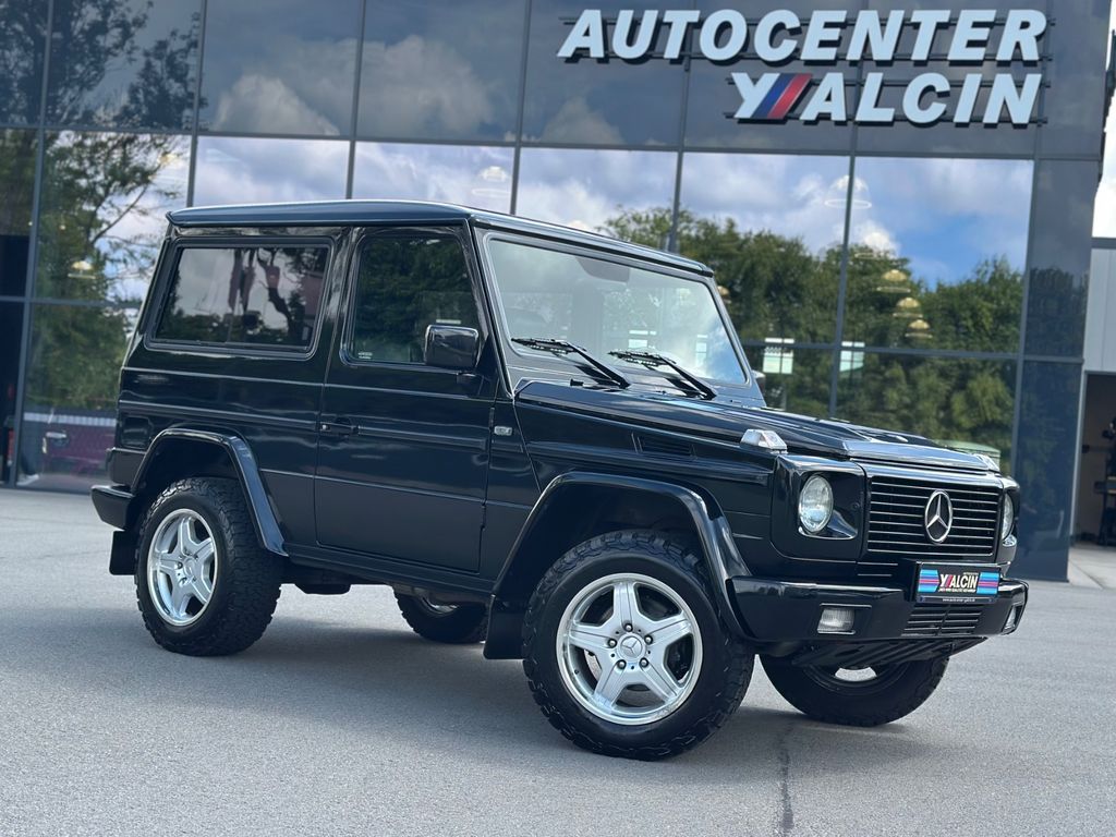 Mercedes-Benz G 300