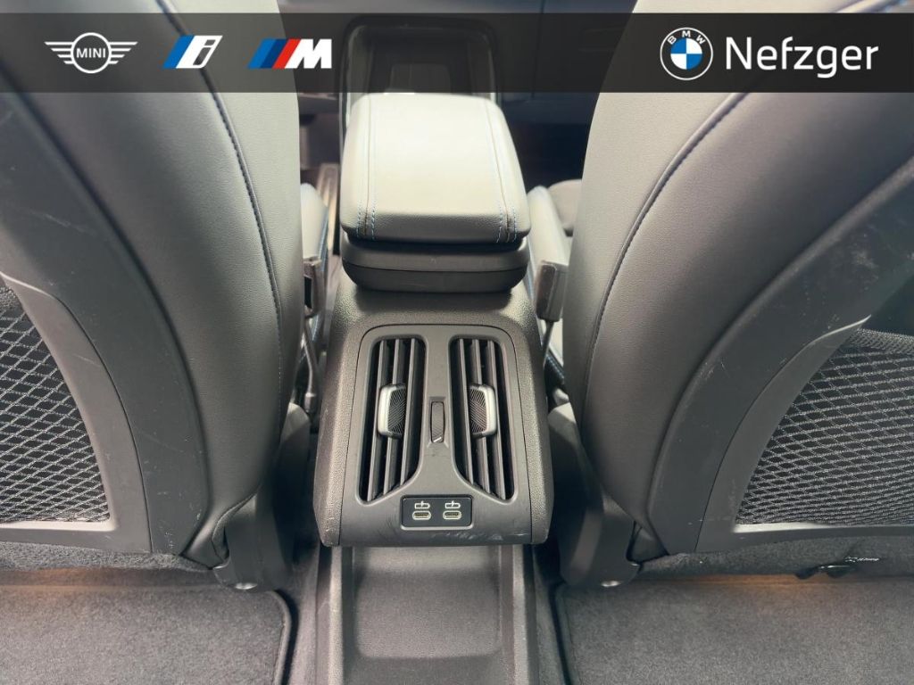 BMW X1 xDrive25e M Sport LED HUD AHK Lenkradheiz foto 21