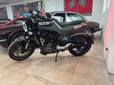 Husqvarna 401 Svartpilen - HUSQVARNA VON 251 BIS 500 CCM