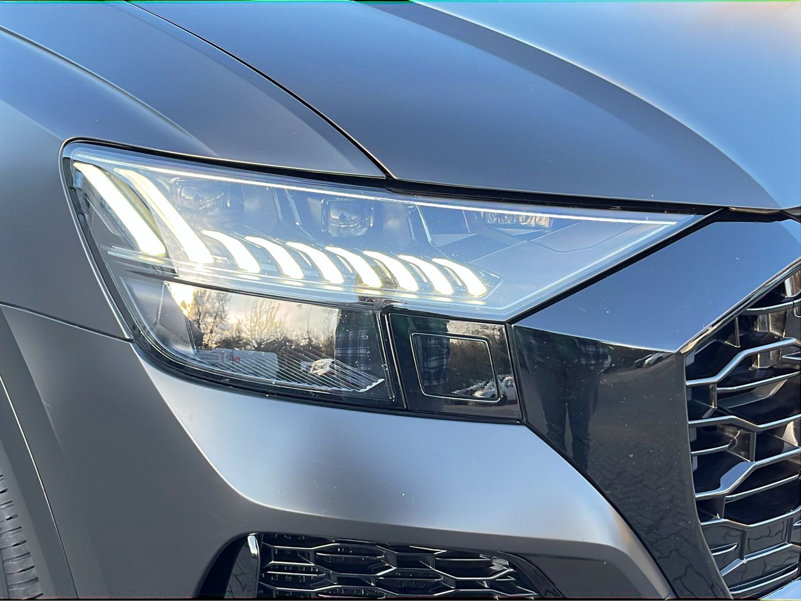 Fahrzeugabbildung Audi RSQ8 4.0 TFSI quattro*Keramik*HUD*23"*Stdhzg**