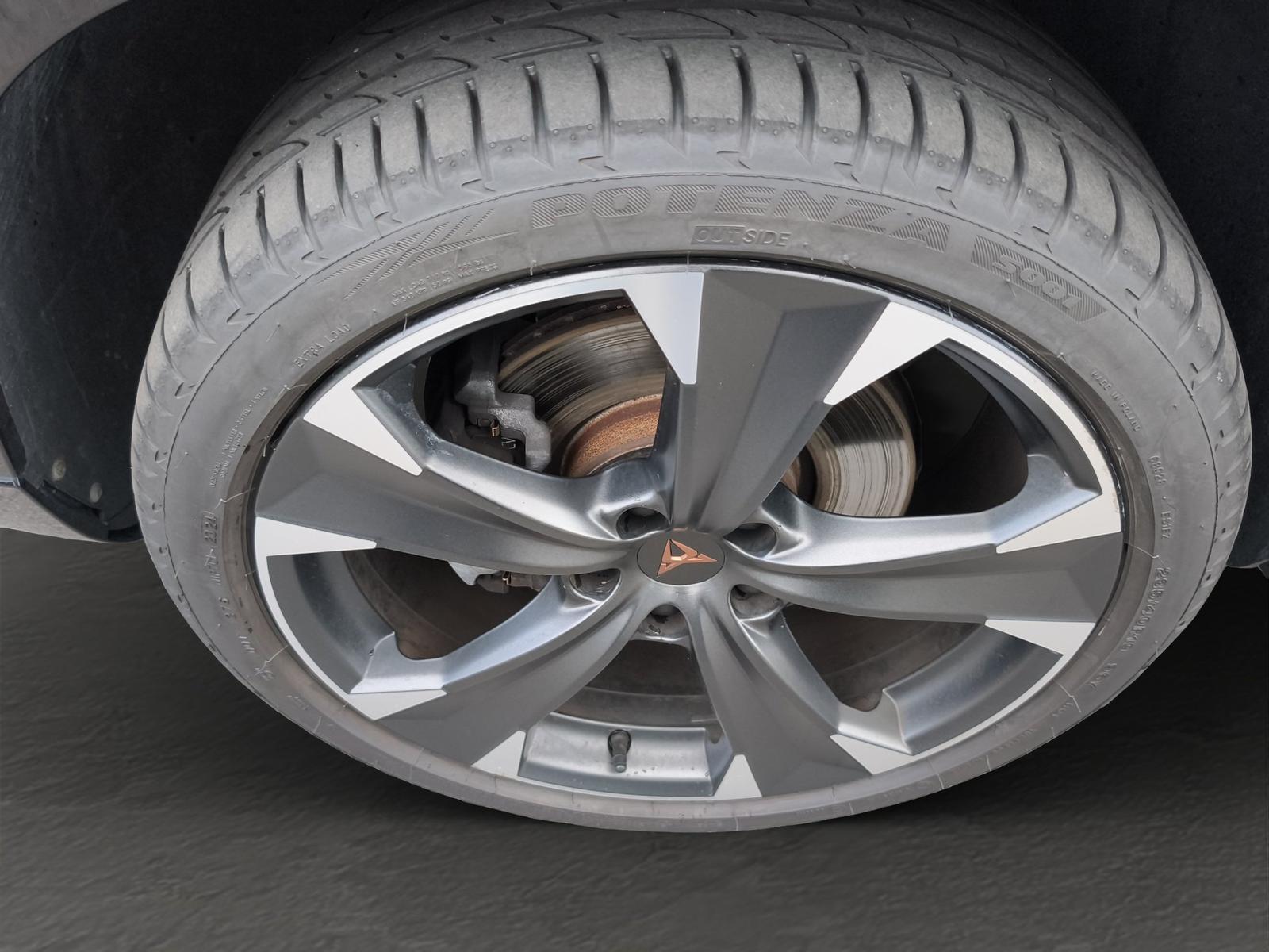 Cupra Ateca 1.5 TSI DSG LED+NAVI+KAMERA+PARKLENK+19
