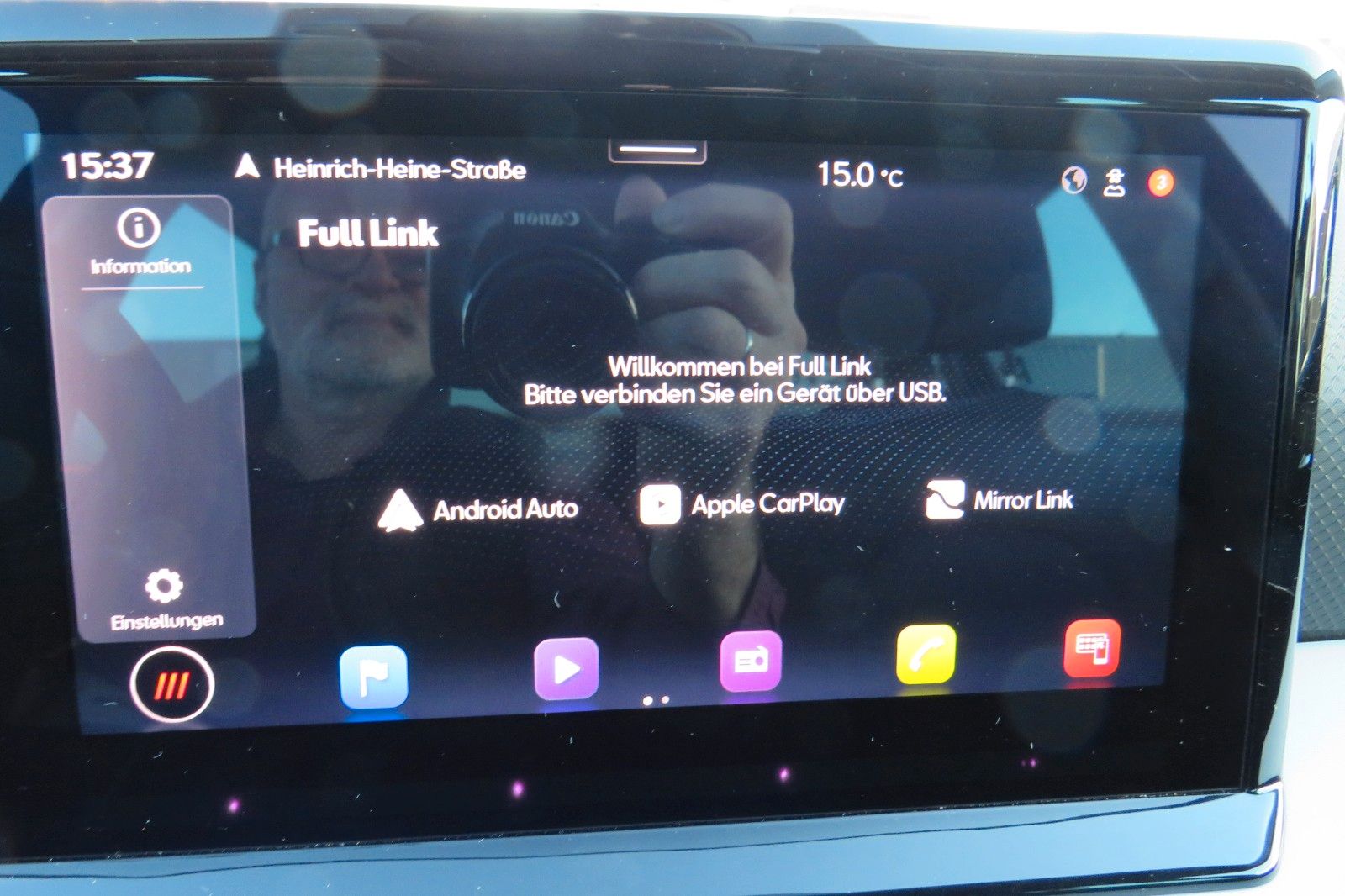 Fahrzeugabbildung SEAT Arona Style NAVI APP SITZH. PDC GRA 1.HD