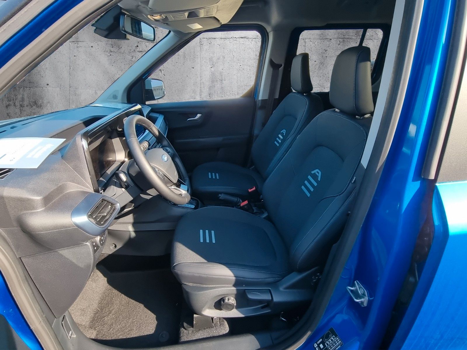 Fahrzeugabbildung Ford Tourneo Courier Active