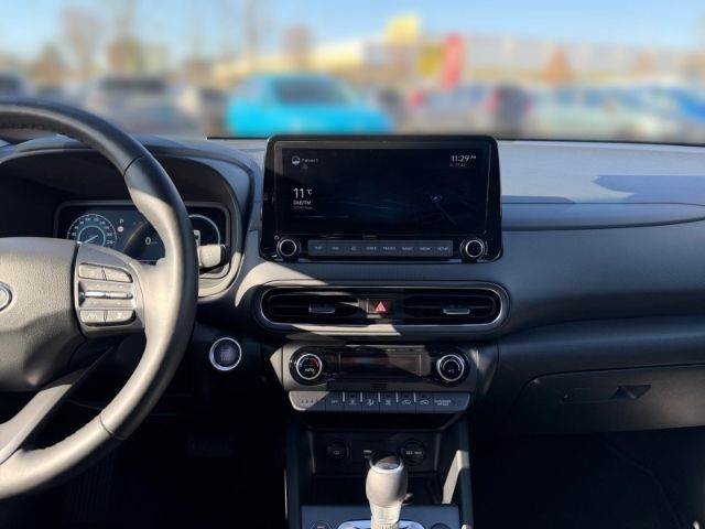 Fahrzeugabbildung Hyundai KONA Prime 2WD +LEDER+NAVI+KLIMA+SHZ+PDC+RFK+UVM