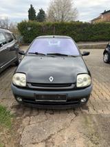 Renault Clio RT 1.2 16V RT - Renault Clio Rt mit Benzin-Antrieb
