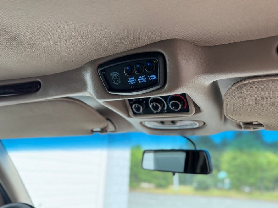 Fahrzeugabbildung Chevrolet Express Chevy Van Explorer Ltd. LPG Stabitrac