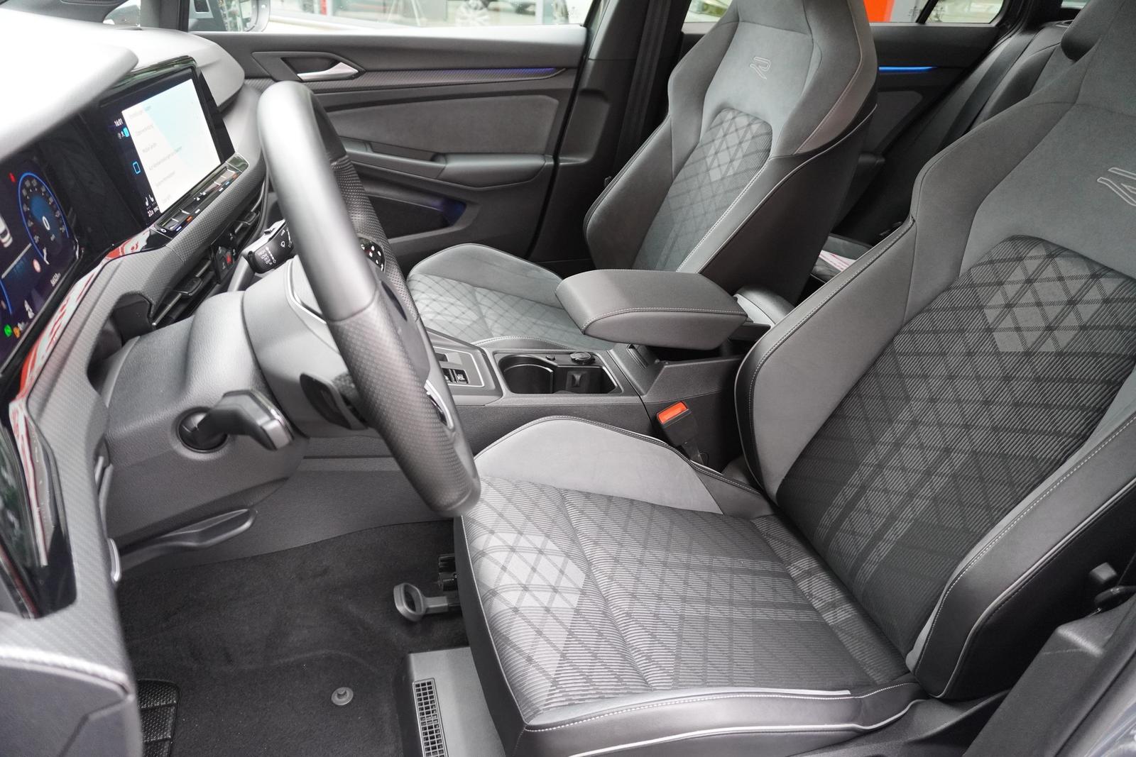 Volkswagen Golf VIII Variant R-Line eTSI DSG Panorama, миниатюра 10