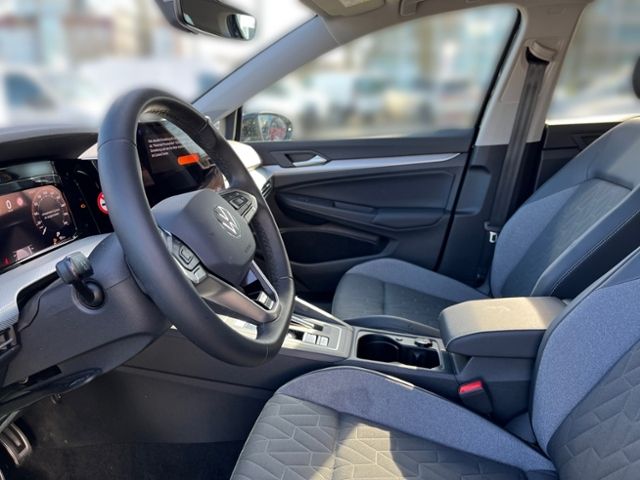 Fahrzeugabbildung Volkswagen Golf Variant VIII 2.0 TDI DSG GOAL AHK GJR NAVI