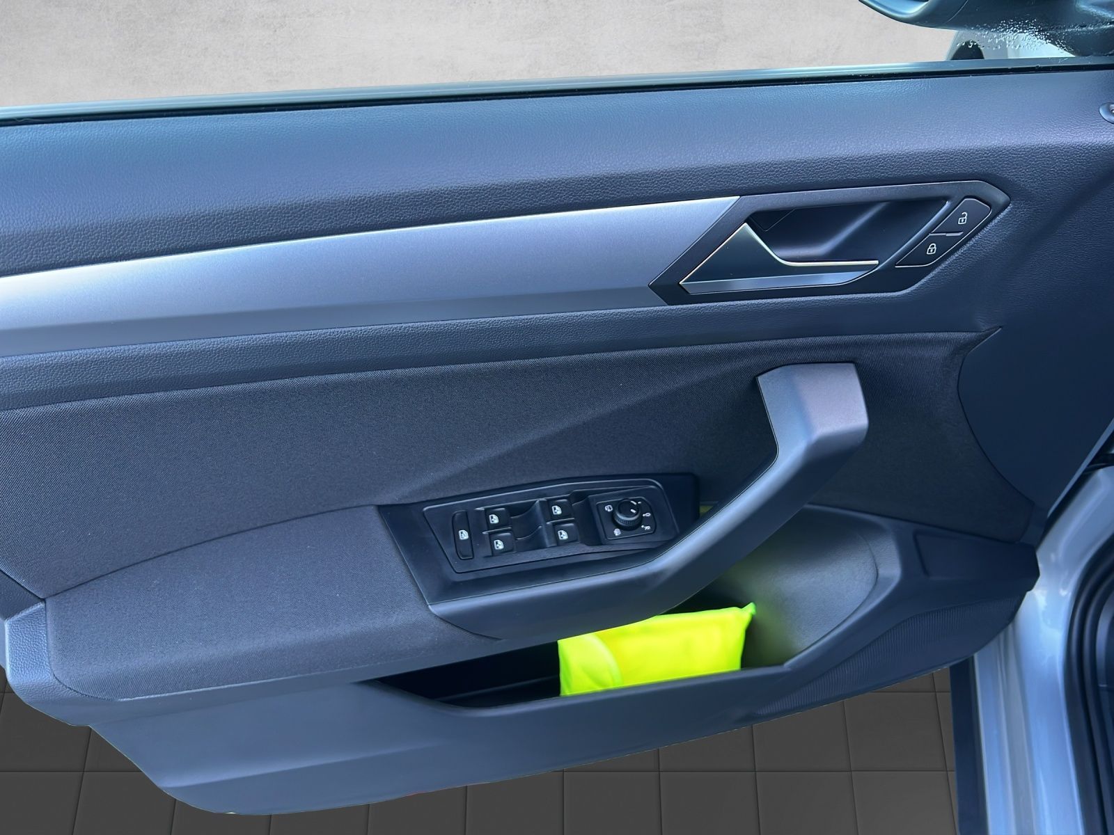 T-Roc Life 1.0 TSI Navi*LED*Klima