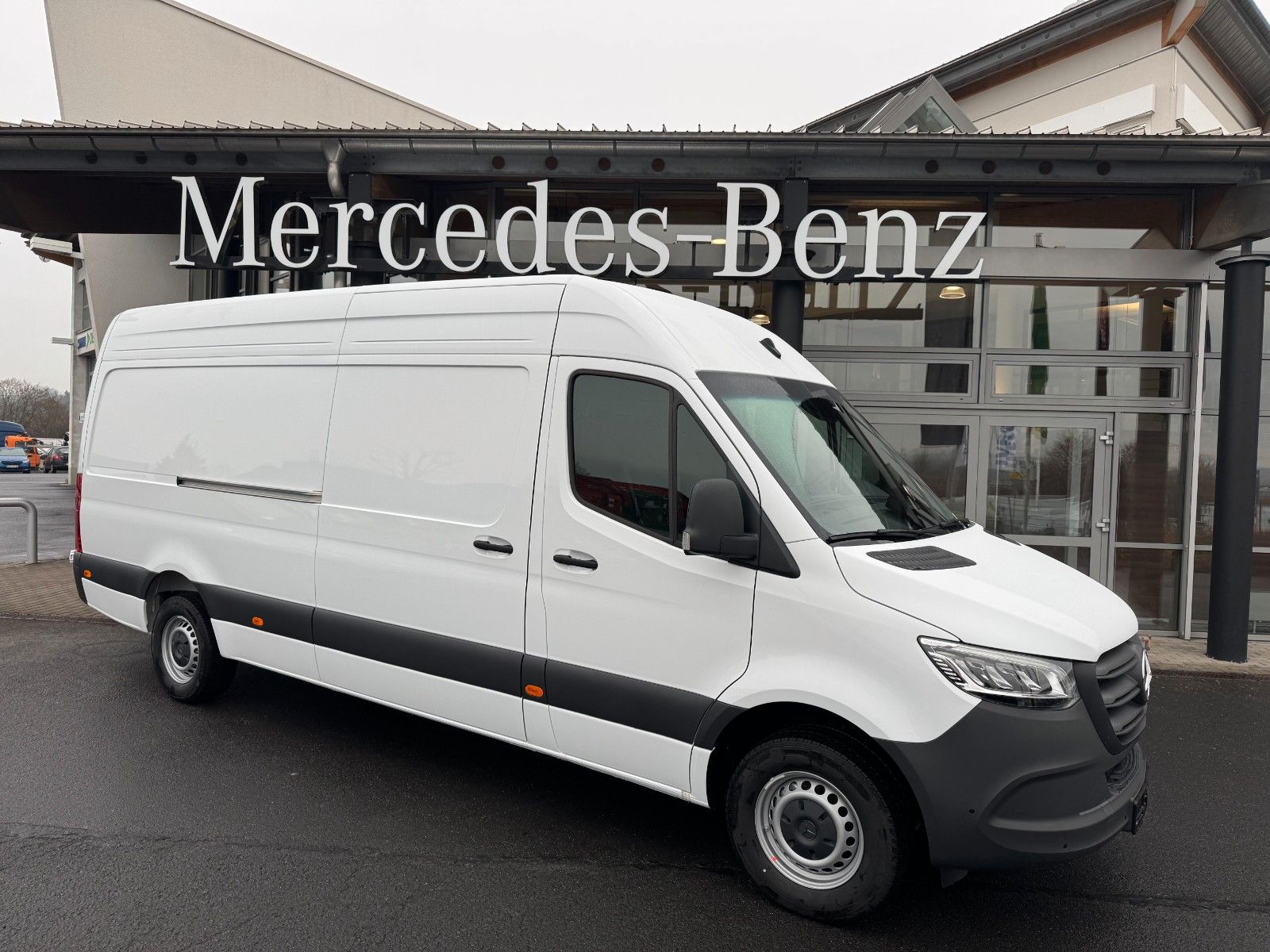 Fahrzeugabbildung Mercedes-Benz Sprinter 319 CDI 4325 LED Klimaautom Kamera