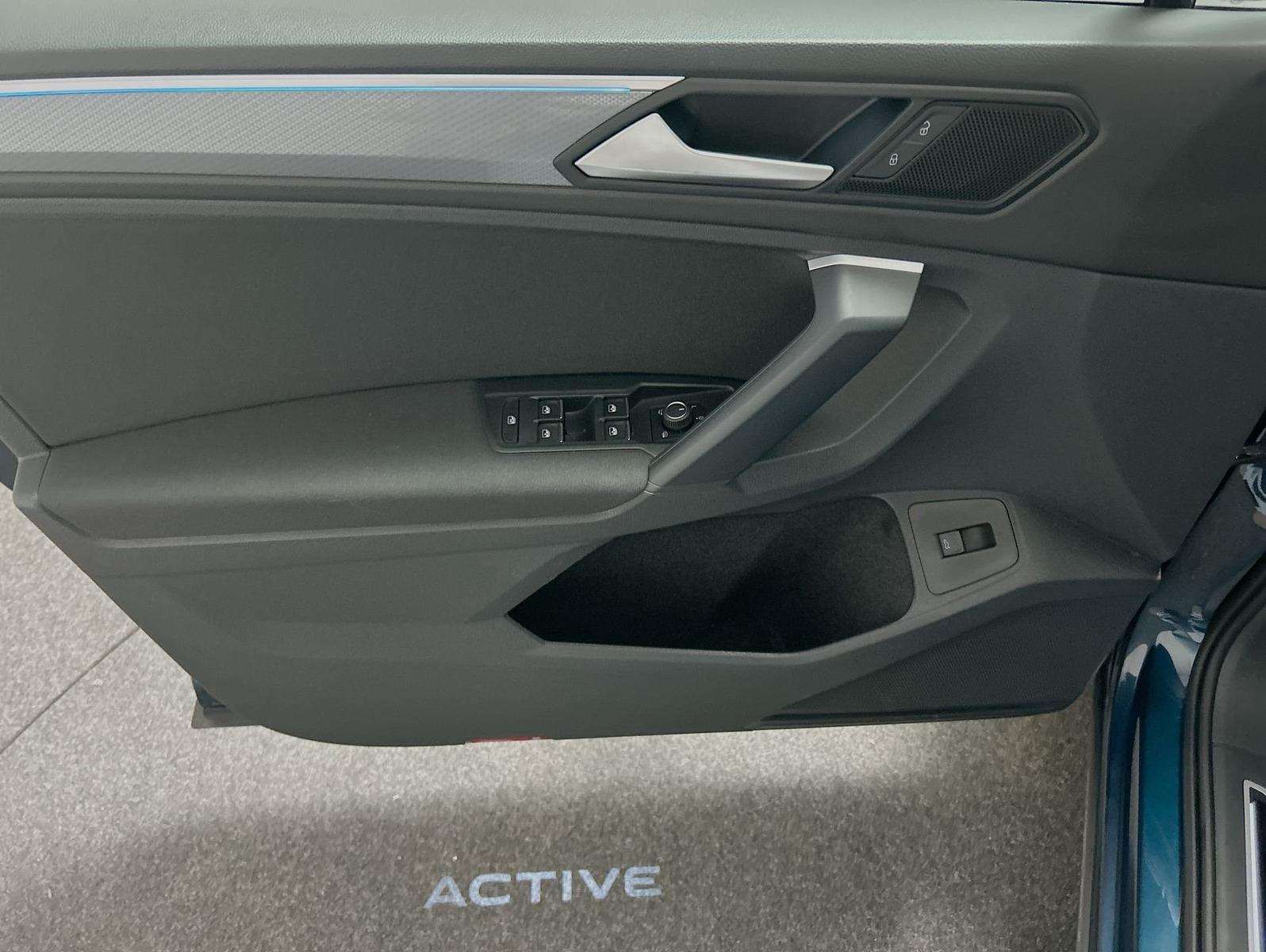 Volkswagen Tiguan 1.5 TSI Active, миниатюра 13