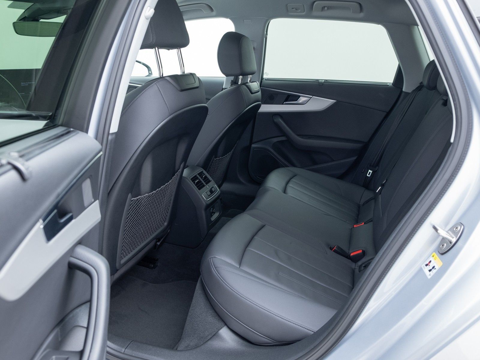 Audi A4 - Bild 19