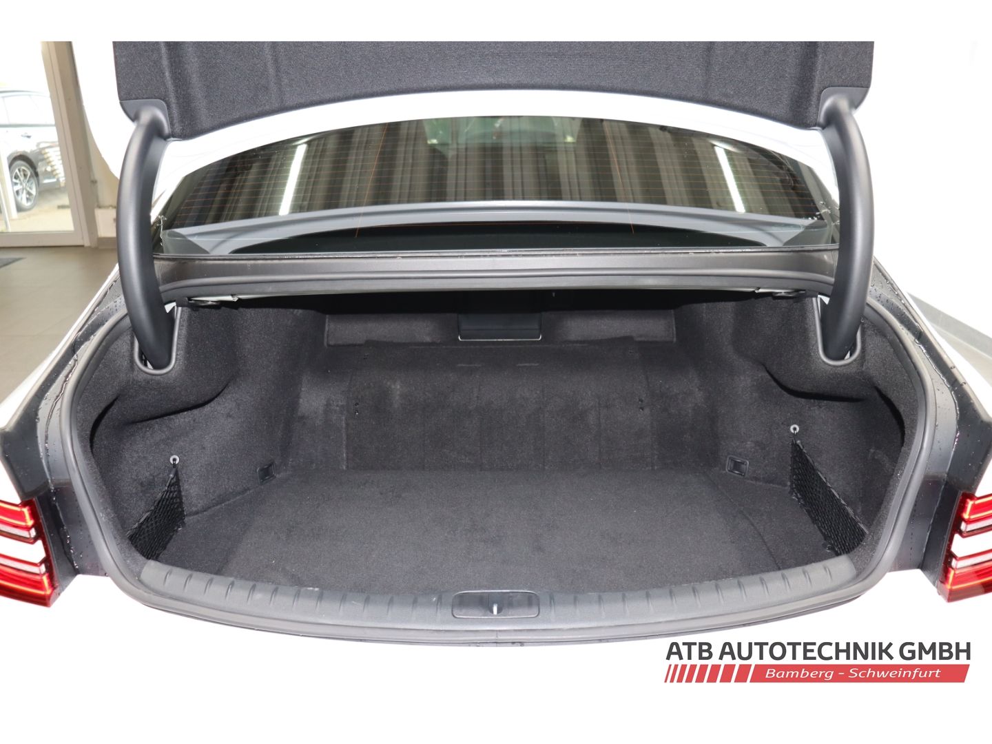 Fahrzeugabbildung Genesis G80 Electrified 4WD Luxury 87,2kWh 98,1% SOH Sol