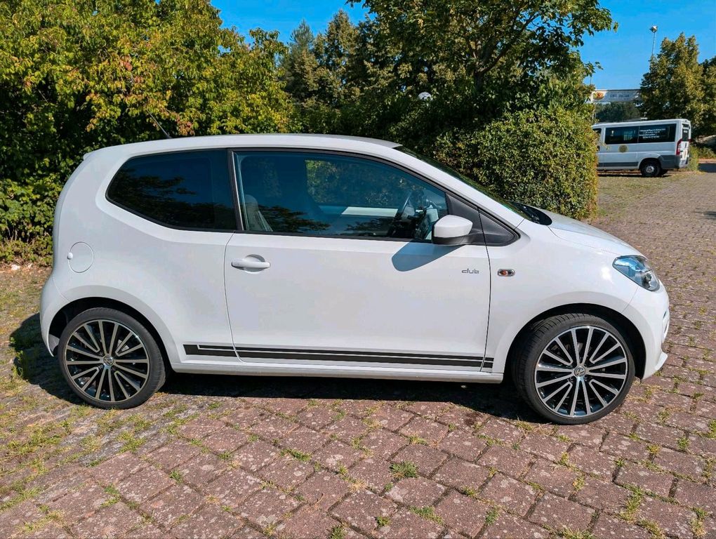 Image of Volkswagen up!