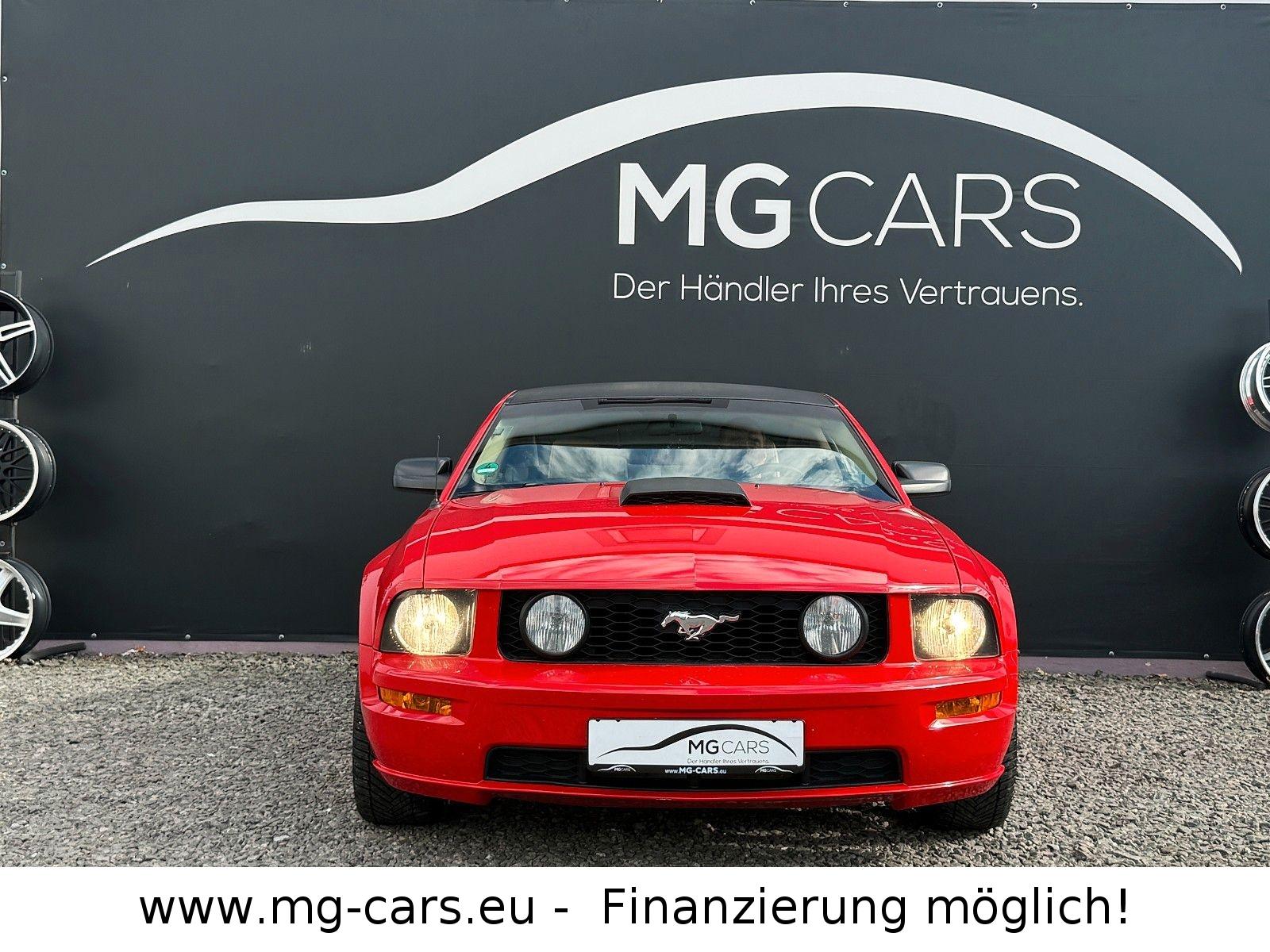 Ford Mustang 4.6 GT~V8~Coupe~Handschalter~Tüv 05.2027