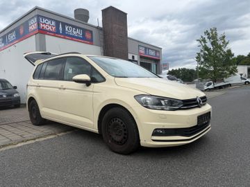 Volkswagen Touran - 2