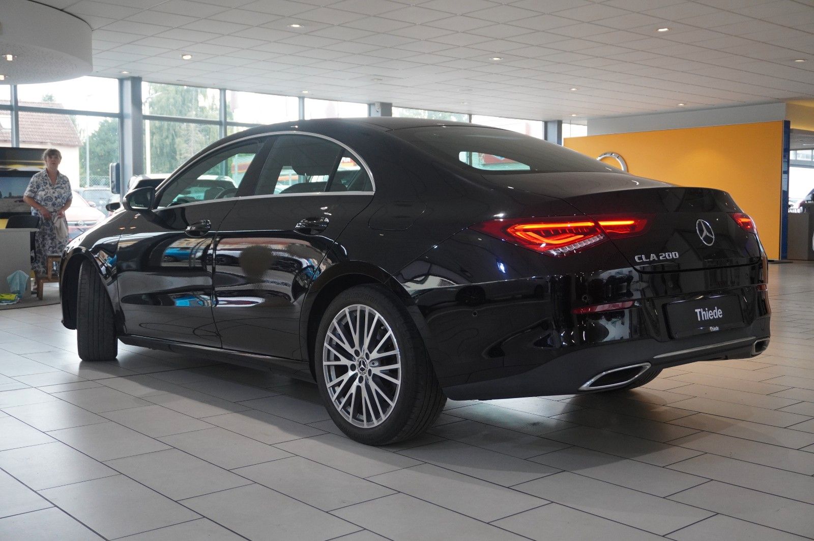 Fahrzeugabbildung Mercedes-Benz CLA 200 COUPE PROGRESSIVE NAVI/LED/KAMERA/VIRTU.