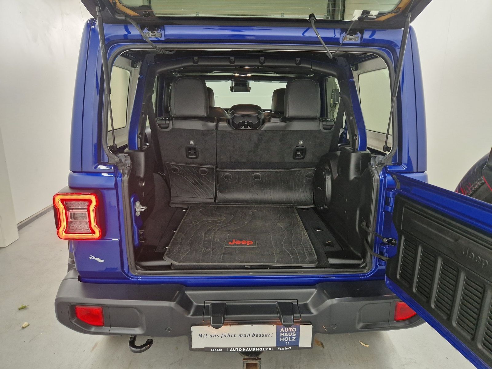 JEEP Wrangler Unlimited Sahara 2.2 CRDi – Bild 12