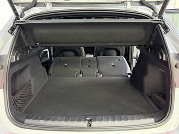 2026 BMW IX1 缩略图 22