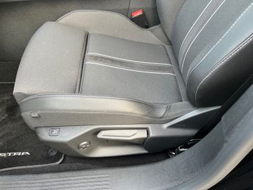 Opel Astra 5tg 1.2 Turbo GS Navi Ergonomiesitz