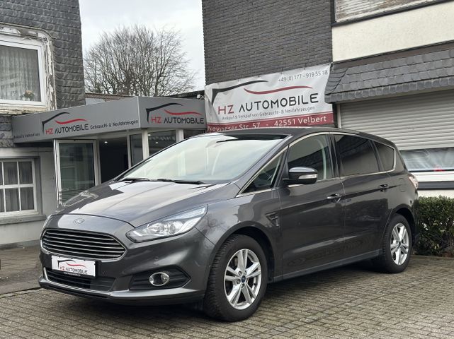 Ford S-MAX Titanium *SPURH.*KAMERA*TOTWINKEL*NAVI*SHZ