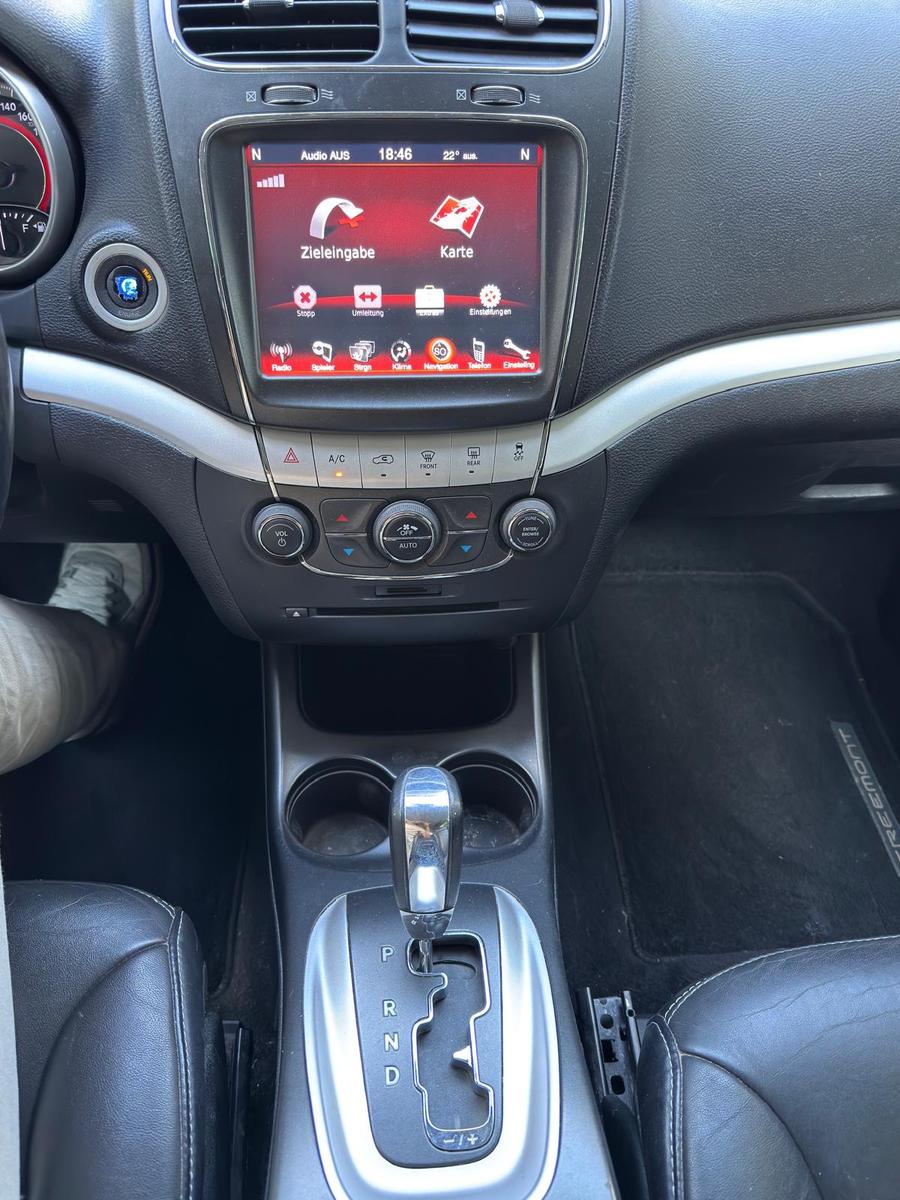 Fiat Freemont Lounge AWD*Kamera*Navi*7Sitzer