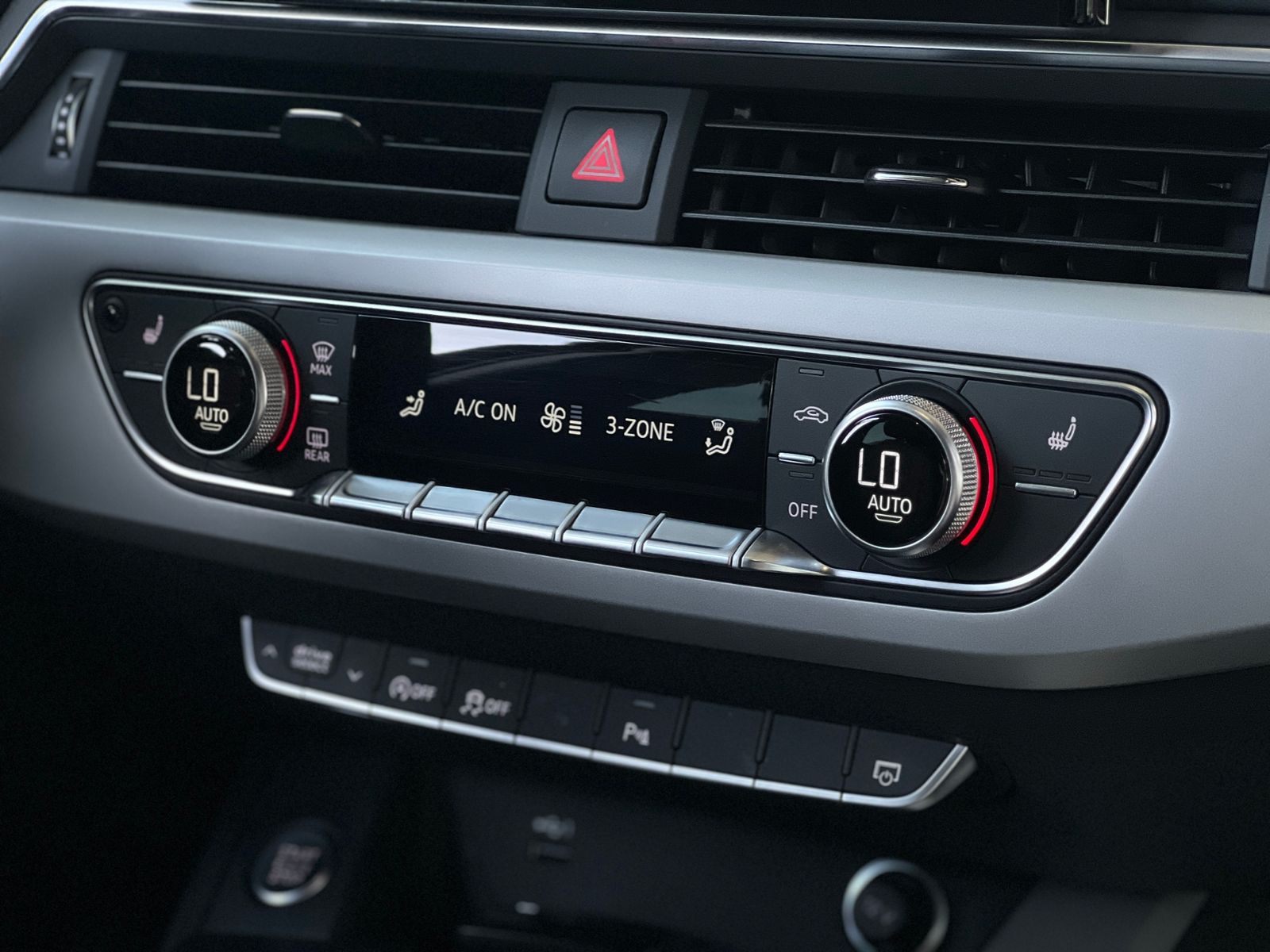 Fahrzeugabbildung Audi A4 Avant 40 TFSI S Line AHK SHZ NAVI KLIMA