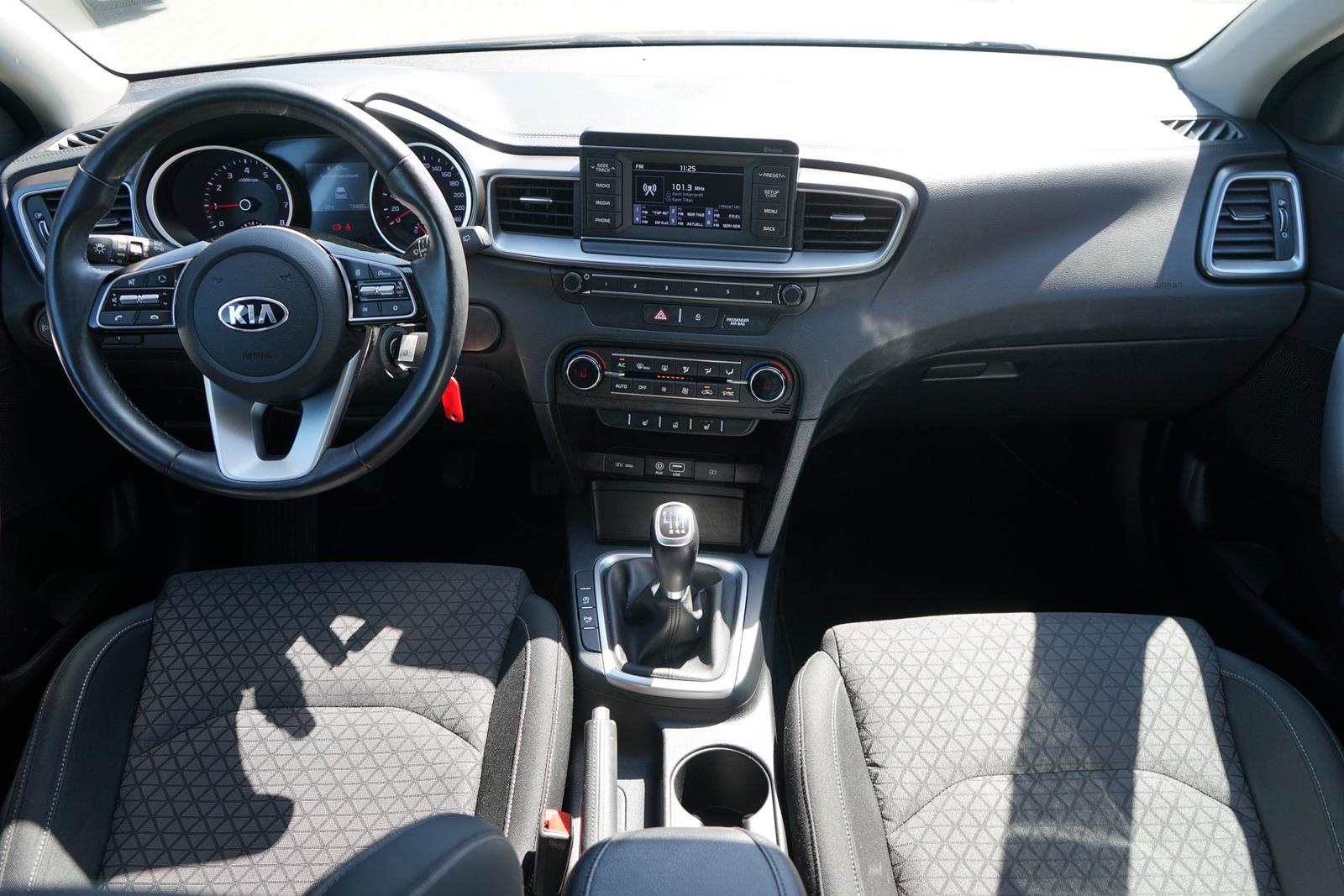 Kia Ceed SW 1.4 T-GDI Vision Sitzheizung Klimaaut.