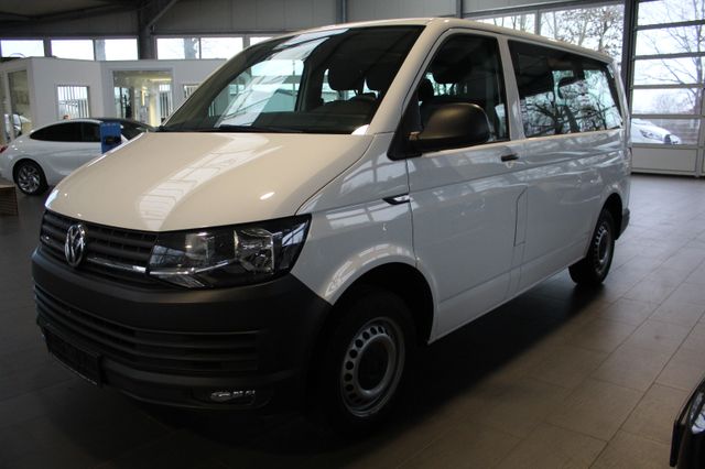 Volkswagen T6 Transporter Kombi (9 Sitzer, Navi)