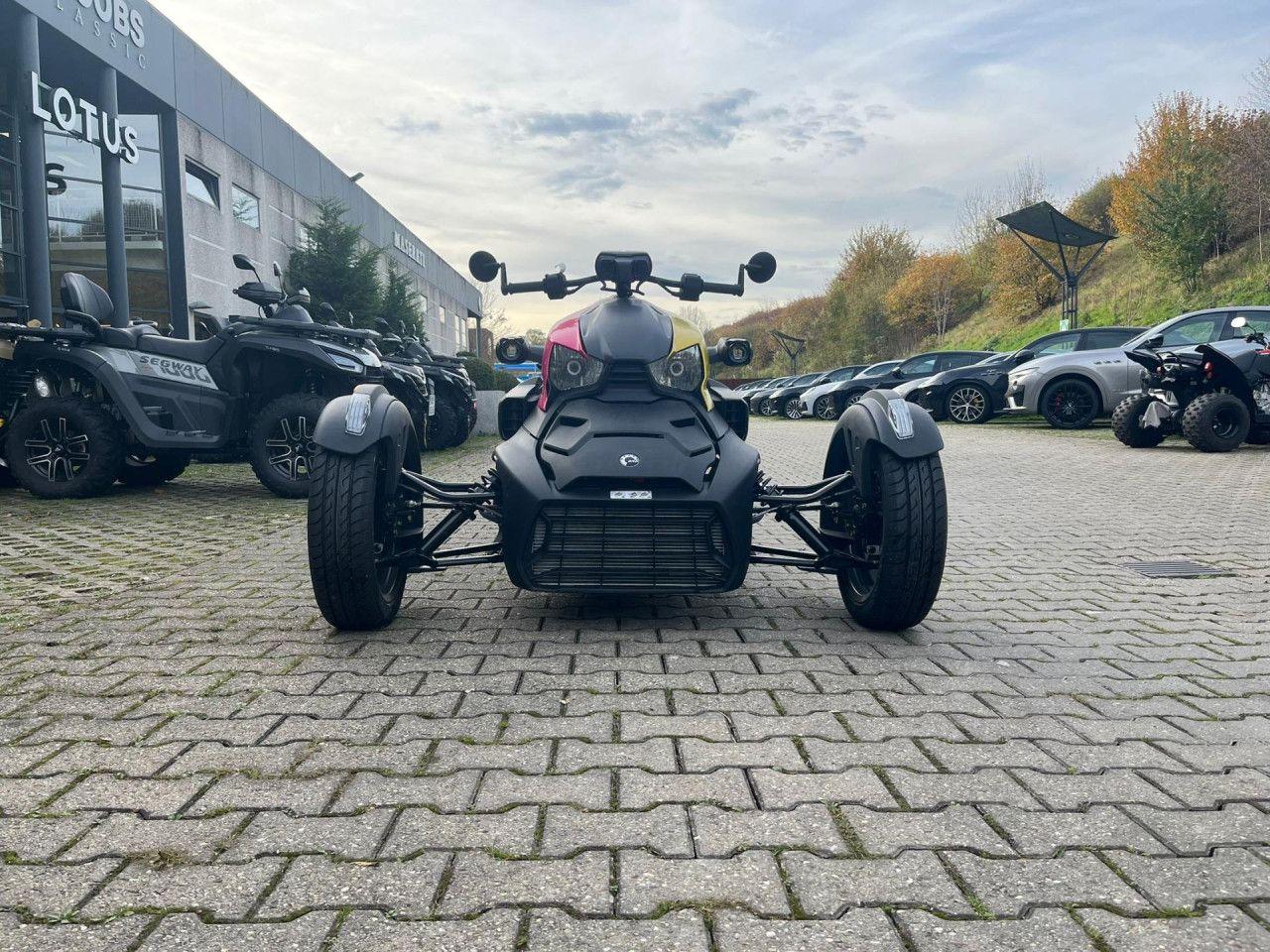 Can-Am second-hand | Motocicletă second-hand | mobile.de