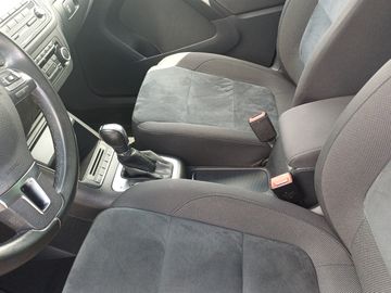 Volkswagen Tiguan - 11