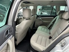 Fahrzeugabbildung Skoda Octavia 1.6 Combi Ambiente / Navi Klima PDC GSD