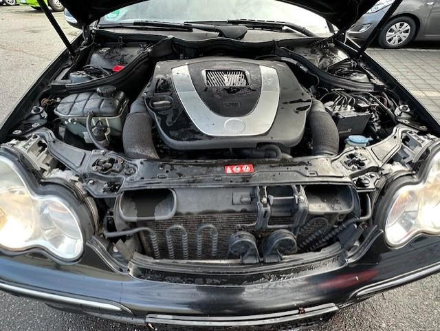 Mercedes-Benz C230 2005 — photo 12