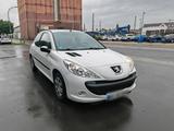 Peugeot 206+ Plus 2010 / 167.000 Km Tüv Ne... - Peugeot 206: 0km
