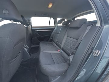 Skoda Octavia Combi 1.0 TSI Tour SHZ, KLIMAA, CARPLAY