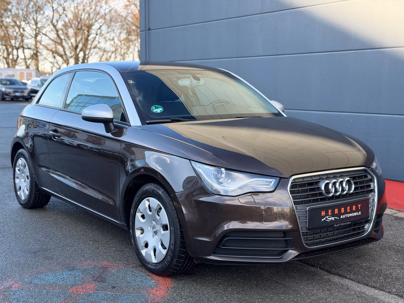 Audi A1  1,6 TDI attraction AUTOMATIK/TUV/1 HAND