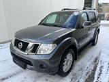 Nissan Pathfinder 3.0 dCi LE.SHZ.AHK.Kamera.7 Sitzer - Nissan Pathfinder mit Diesel-Antrieb: Automatik