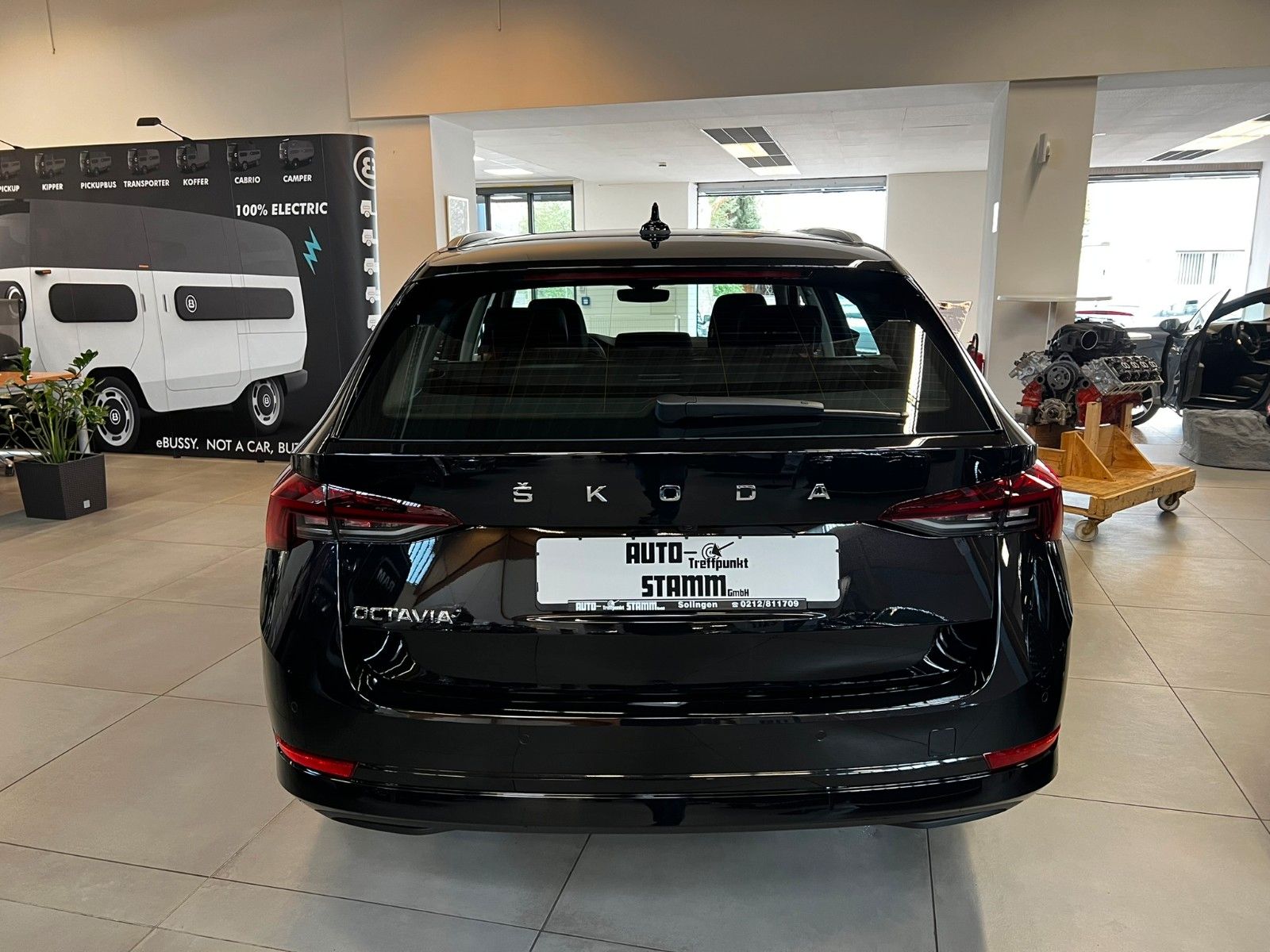 Fahrzeugabbildung SKODA Octavia Combi Style 2.0 TDI DSG