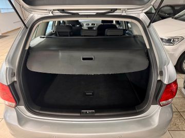 Volkswagen Golf - 9