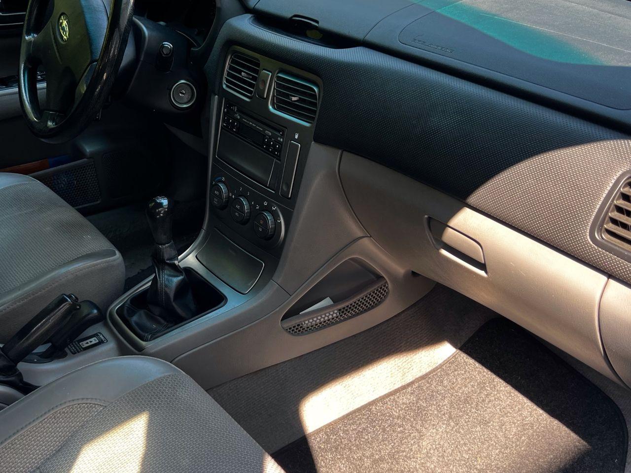 Subaru Forester 2004 — photo 13