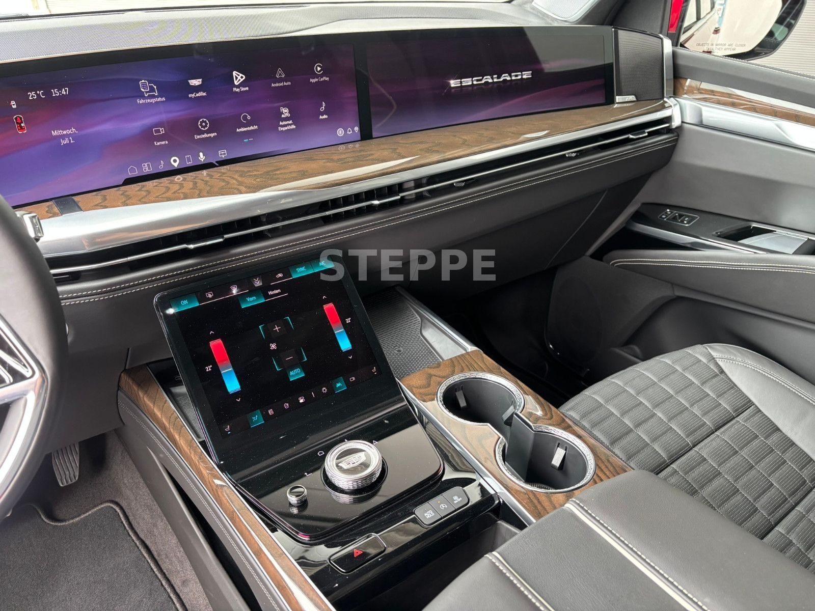 Cadillac Escalade MY26 6.2 V8 SportPlatinum Executive 24"