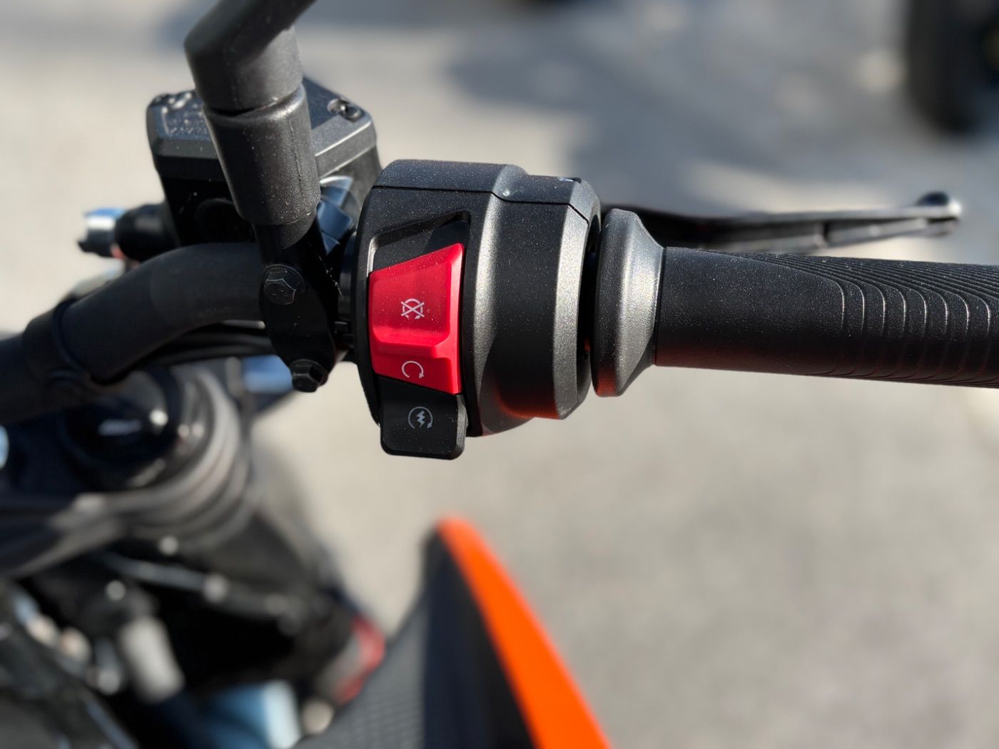 Fahrzeugabbildung KTM 125 Duke