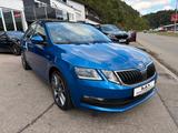 Skoda Octavia Lim. Ambition 4x4 - Skoda: Von Händlern