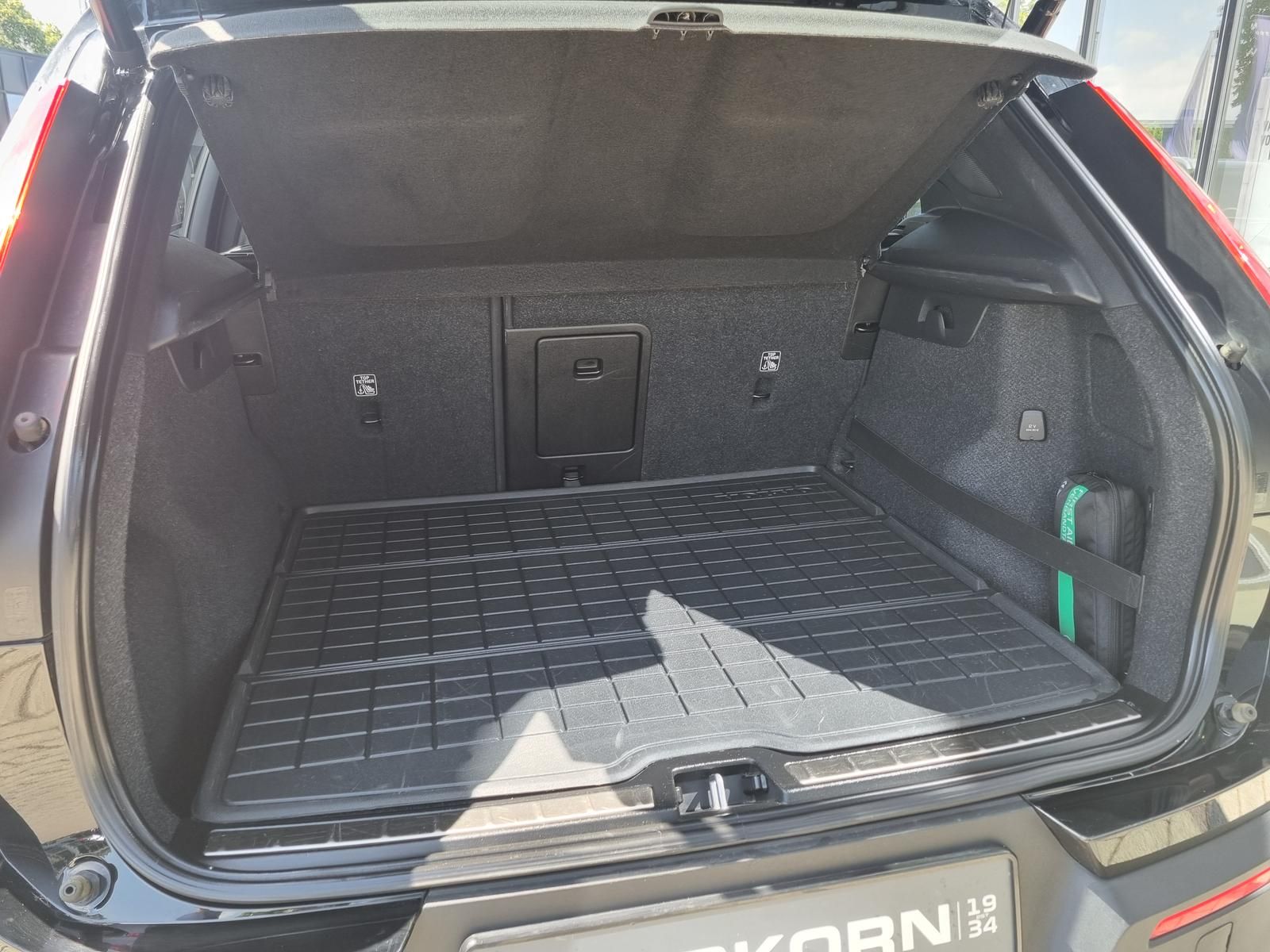 Fahrzeugabbildung Volvo XC40 T5 Recharge Inscription